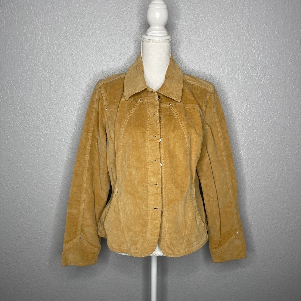 Light Tan Jacket - image 2